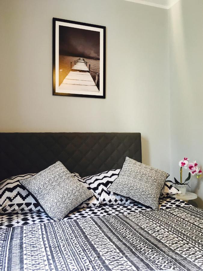 Clicktheflat Hoza Street Apart Rooms وارسو المظهر الخارجي الصورة